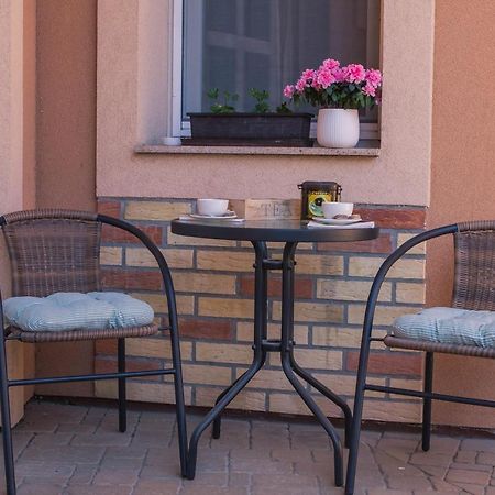 Teubel Apartman 2 Székesfehérvár Exteriör bild