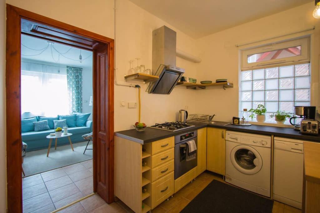 Teubel Apartman 2 Székesfehérvár Exteriör bild